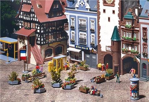 Faller 01.180585 Stadtausschmueckung
