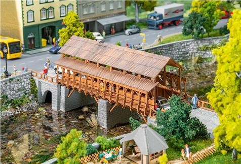 Faller 01.120527 Eisenbahn-Holzbrücke