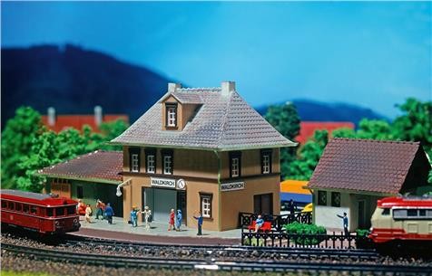 Faller 01.232571 Bahnhof Waldkirch