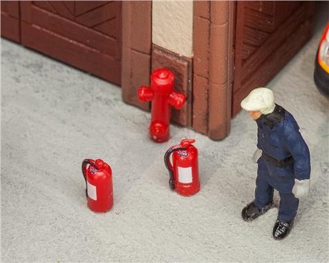 Faller 01.180950 6 Feuerlöscher und 2 Hydranten