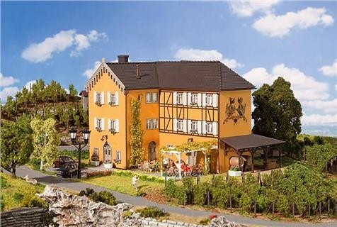 Faller 01.130908 Weingut mit Gartenwirtschaft