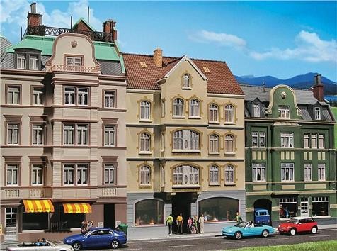 Faller 01.130447 Stadthaus mit Kneipe