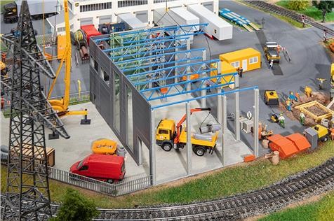 Faller 01.130892 Industriehalle im Bau
