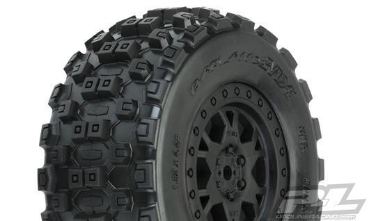 Pro-Line PRO1015633 Tires - 1:10 Short Course - 2.2":3.0" - mounted - Impulse Black Wheels