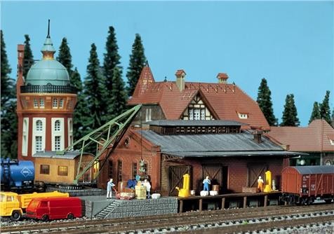Faller 01.222180 Gueterhalle mit Ladekran